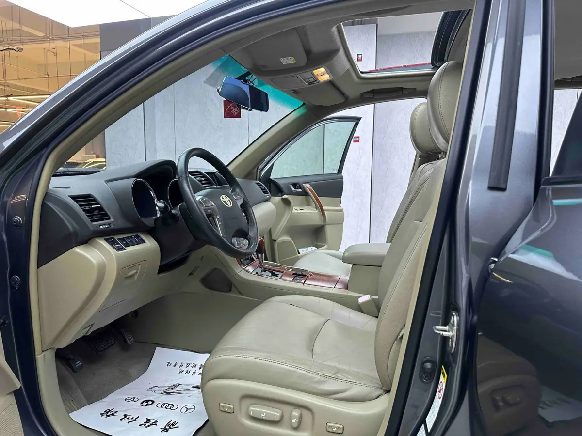 Highlander 2009 3.5L 4WD 7-seater Supreme Edition — 9