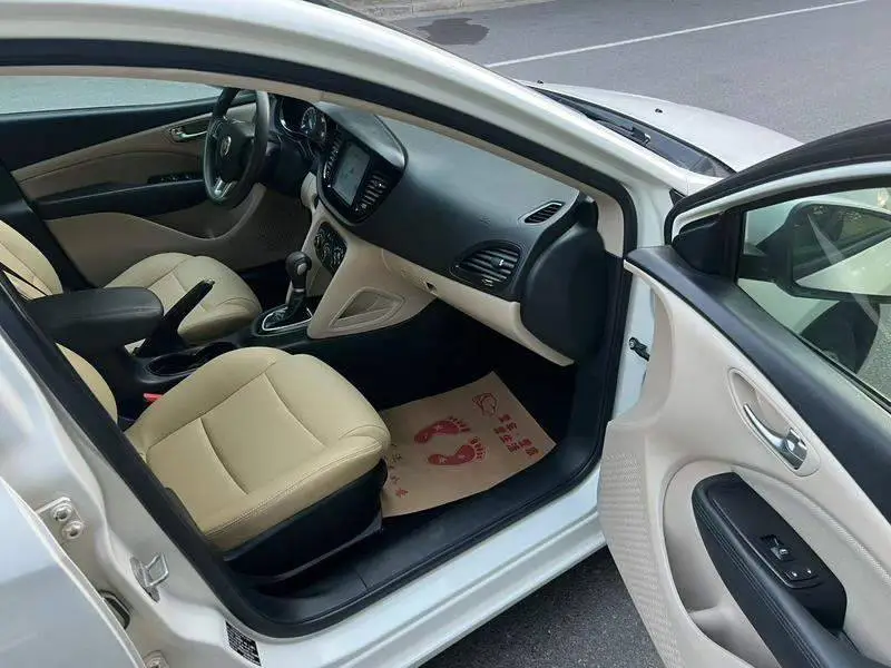 Fei Xiang 2012 1.4T Automatic Enjoy Edition — 7