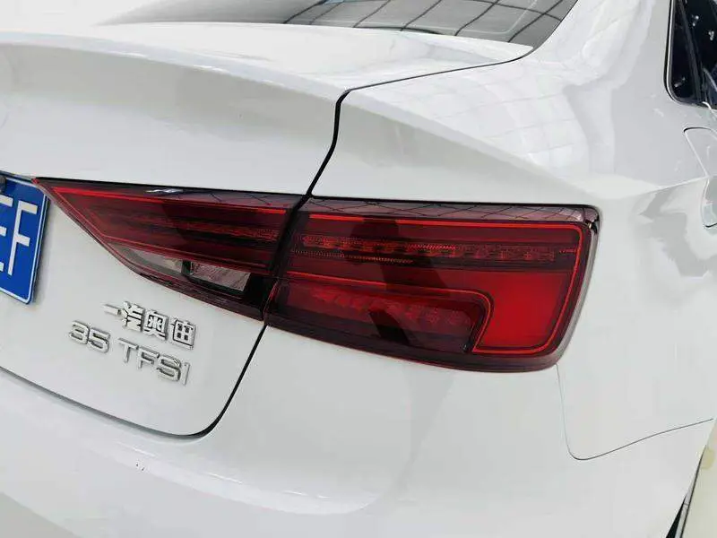 Audi A3 2016 Limousine 35 TFSI Progressive — 9