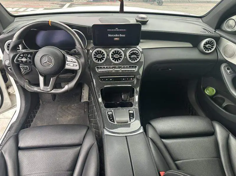 Mercedes-Benz GLC 2022 GLC 260 L 4MATIC Luxury — 16