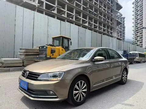 Sagitar 2015 1.6L Automatic Fashion Model