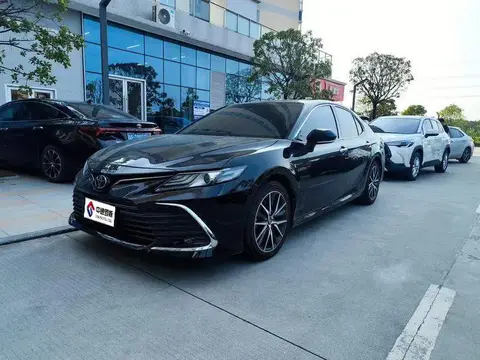 Camry 2021 2.5G Deluxe Edition