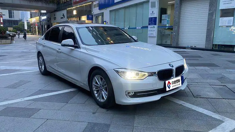 BMW 3 Series 2015 320Li Super Joy Fashion Edition — 3