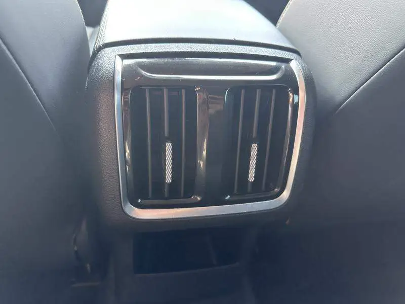 Pentium B70 2021 1.5T Automatic Driving Edition — 8