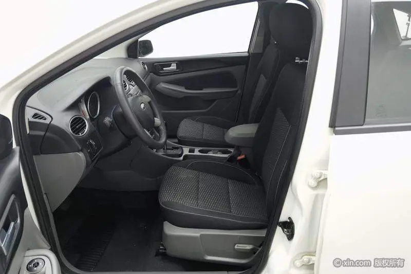 Fox 2013 Hatchback Classic 1.8L Automatic Millionth Anniversary Edition — 19