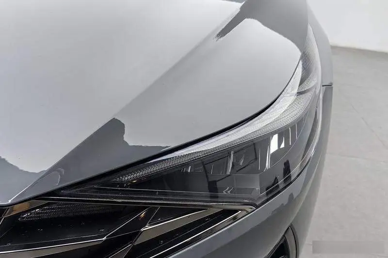 Elantra 2022 1.5L CVT LUX Premium Edition — 7