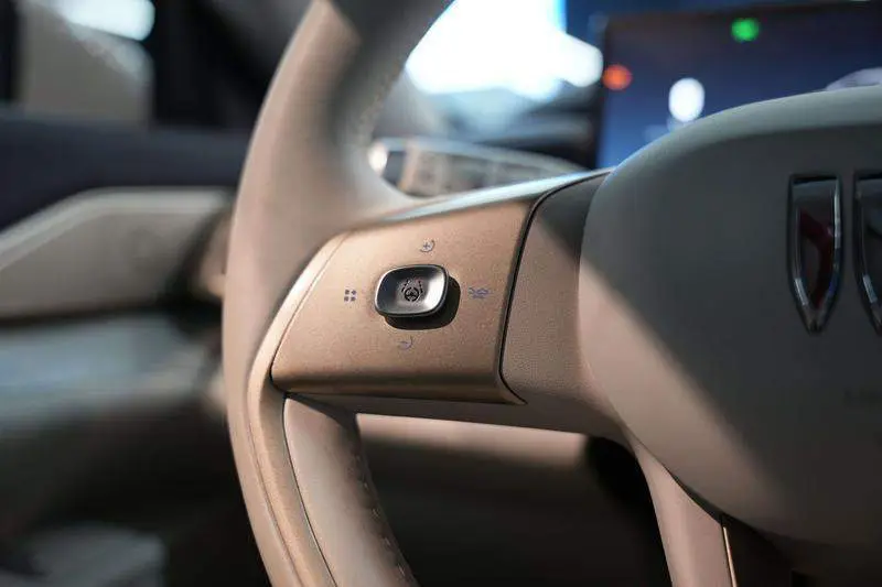 Buick L7 2025 Avenir — 18